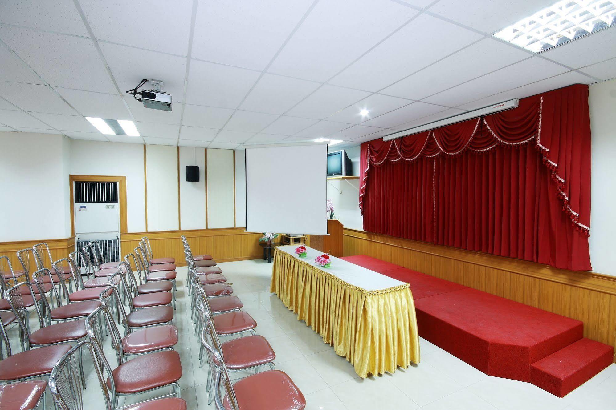 Hotel P.a. Place 3*