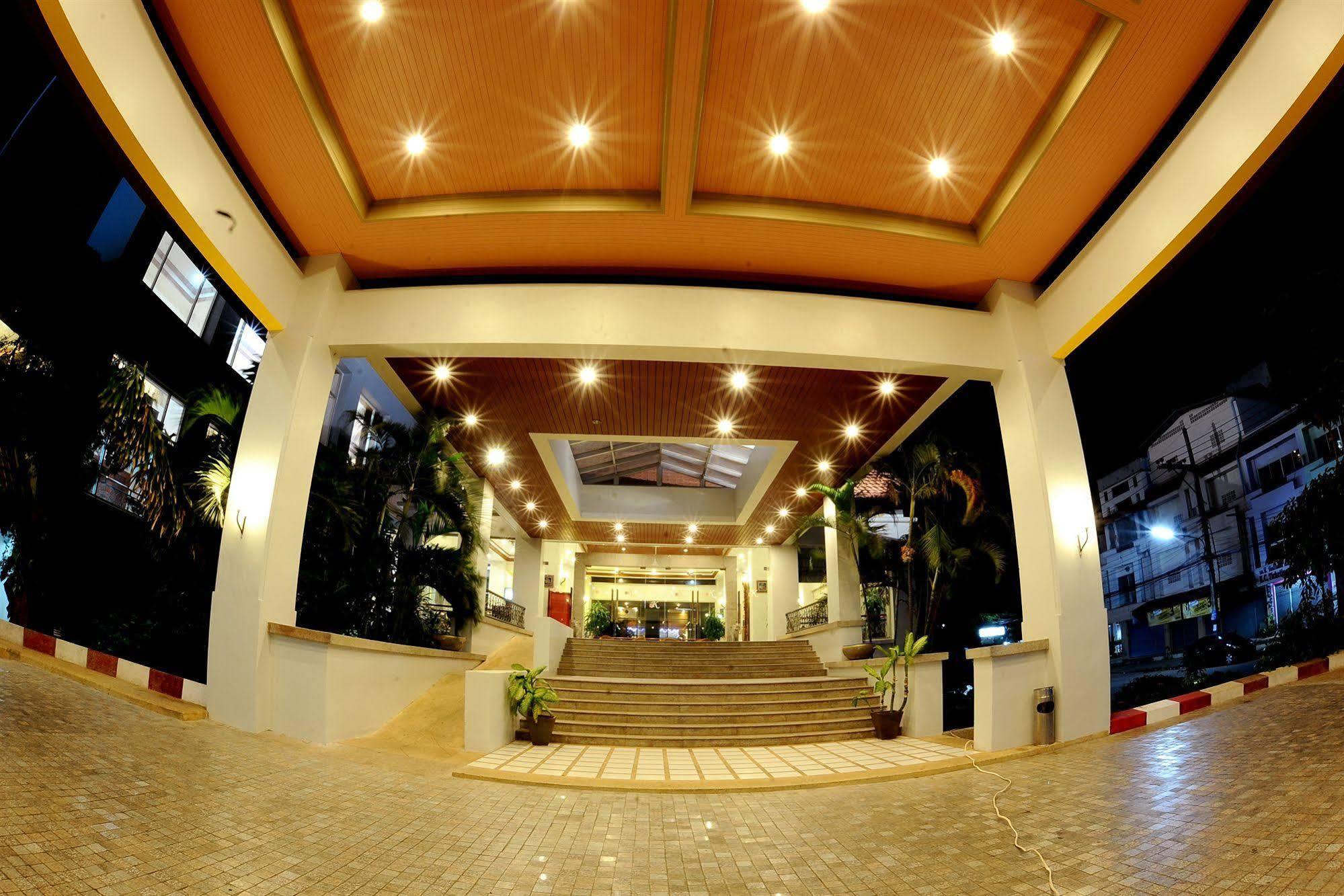 K Park Grand Sha Certified 3* Surat Thani