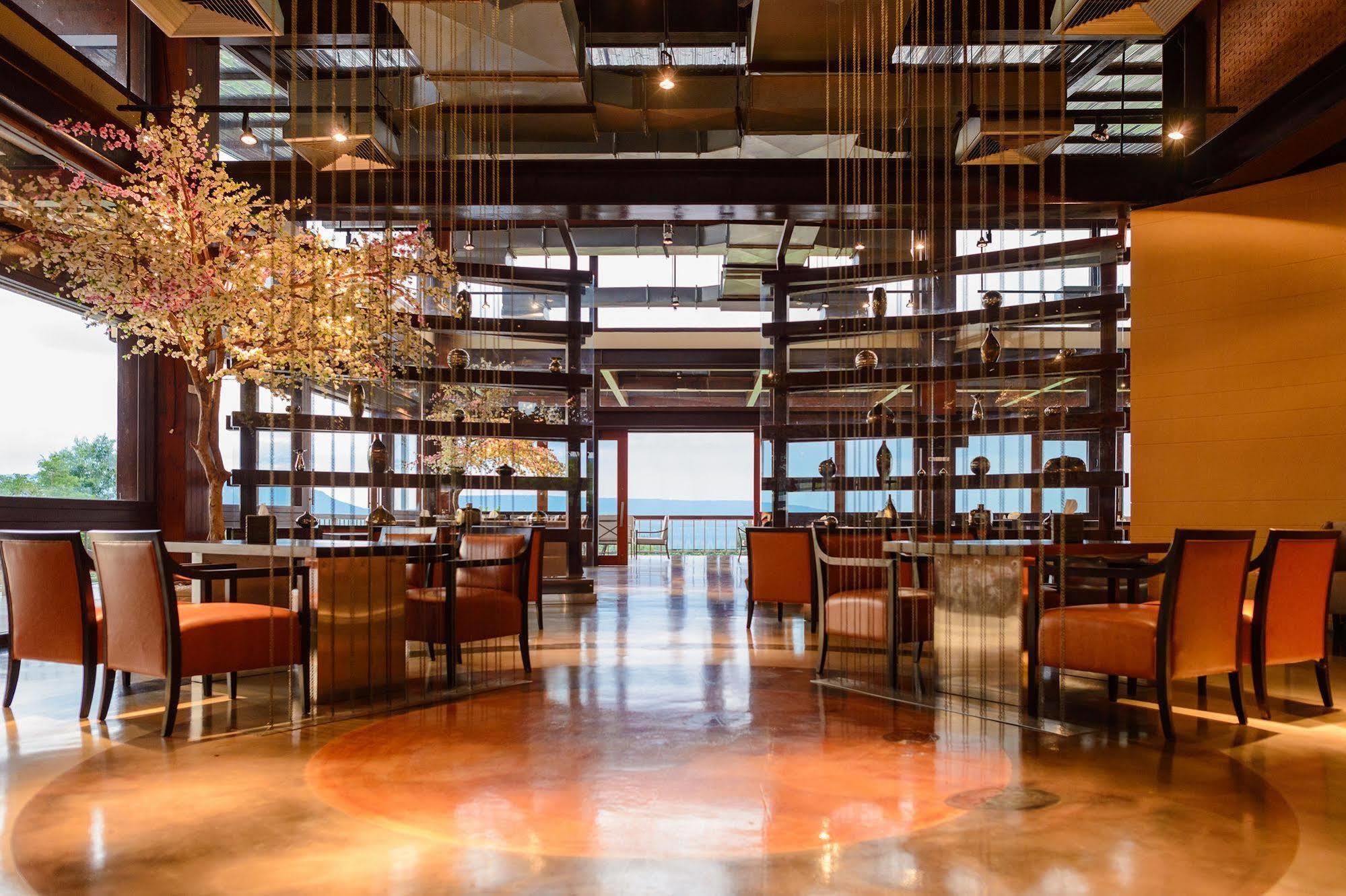 Mountain Creek Golf & Residences 5* Si Khio