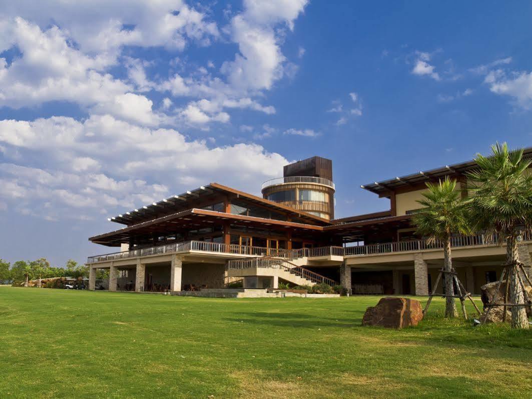 Mountain Creek Golf & Residences Resort