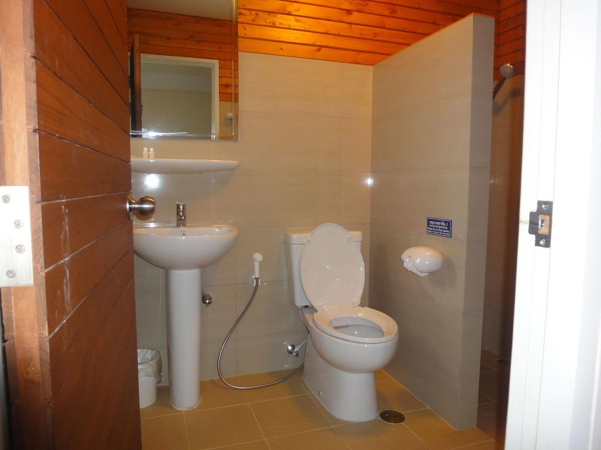 Royal Place Banchang Hotel 3*