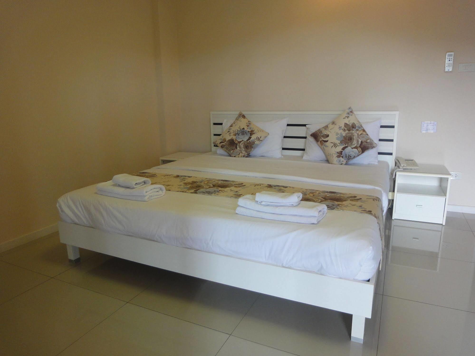 Hotel Royal Place Banchang Ban Chang (Rayong)