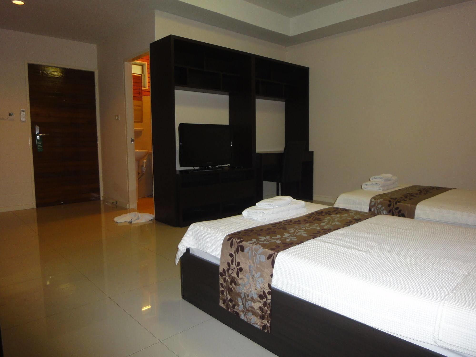 Royal Place Banchang 3*