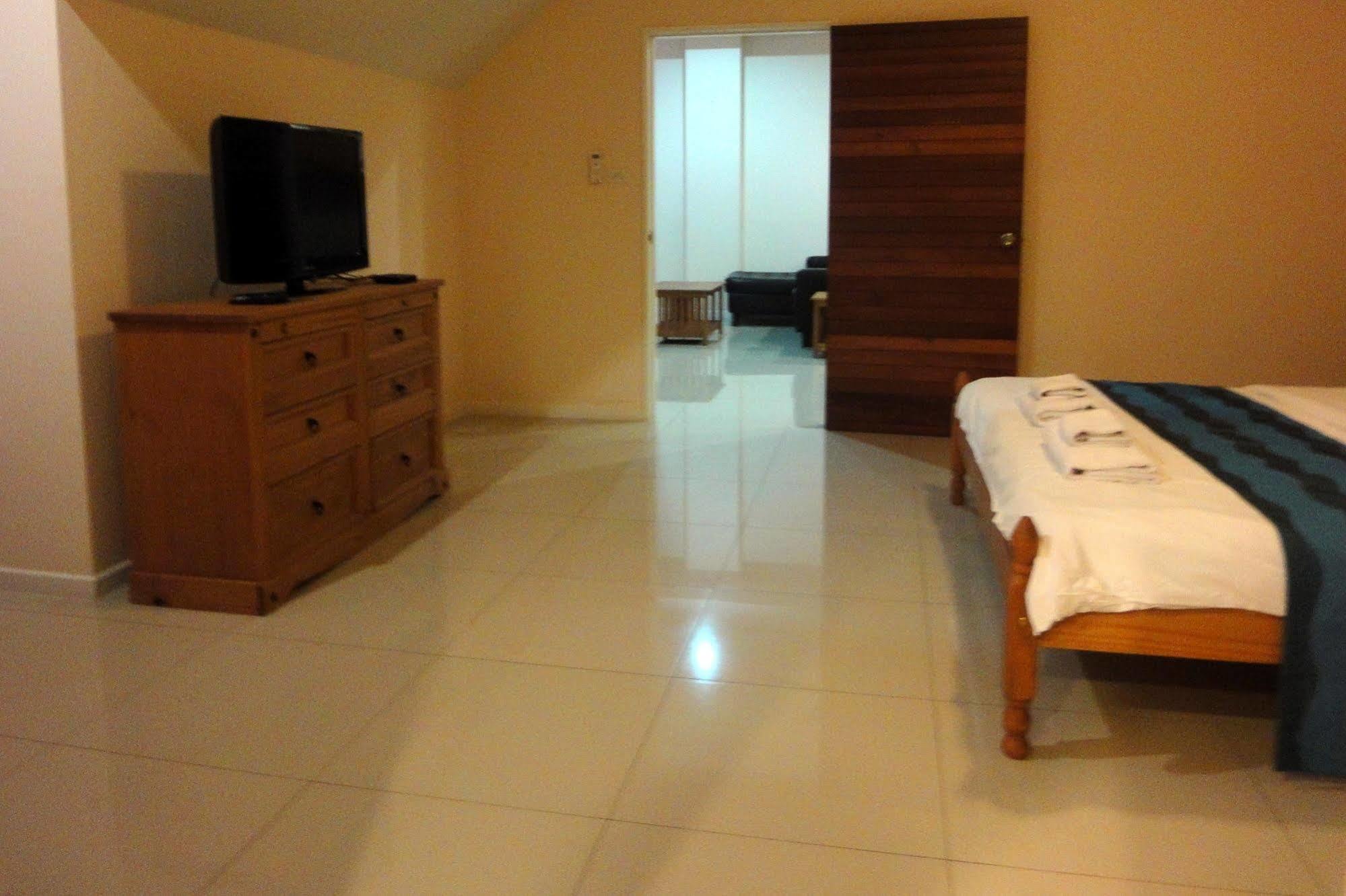 Royal Place Banchang Hotel
