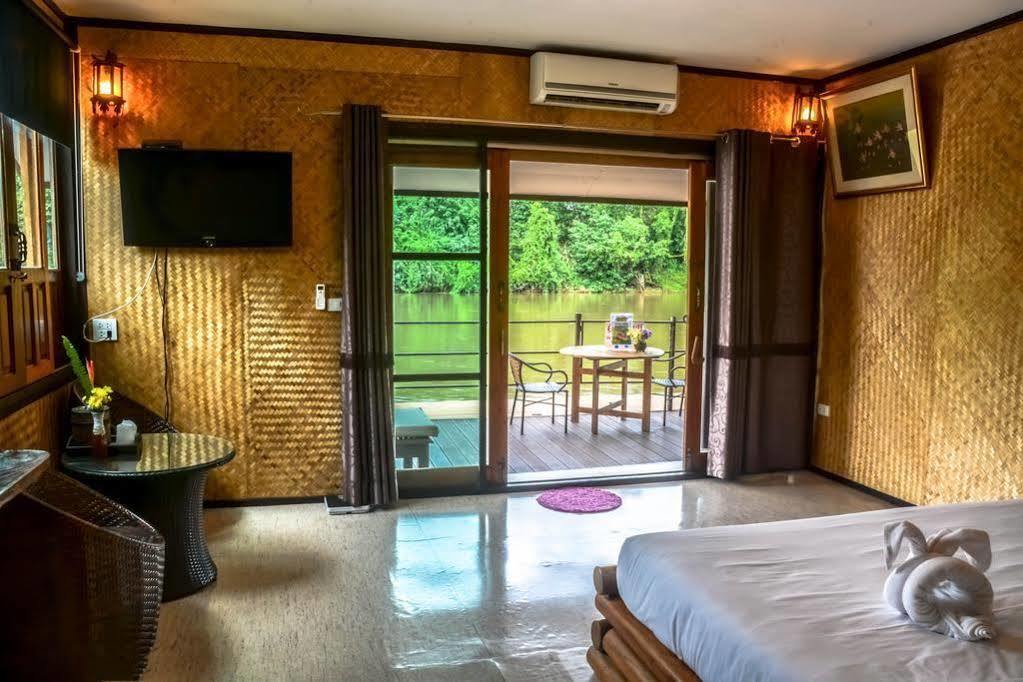 Banana Resort & Spa