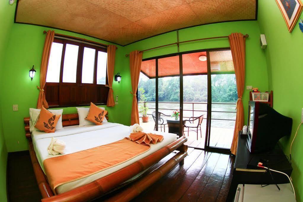 Banana Resort & Spa