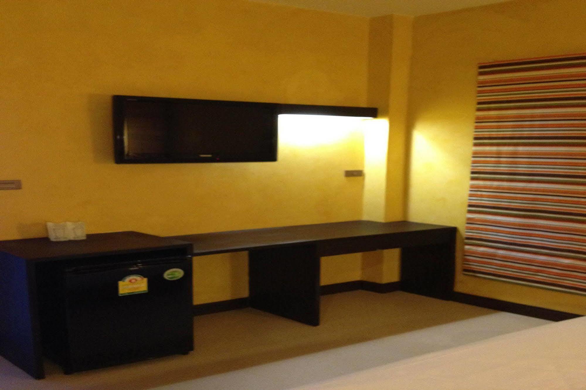 Hotel The Sixnature Bangsaen 2*