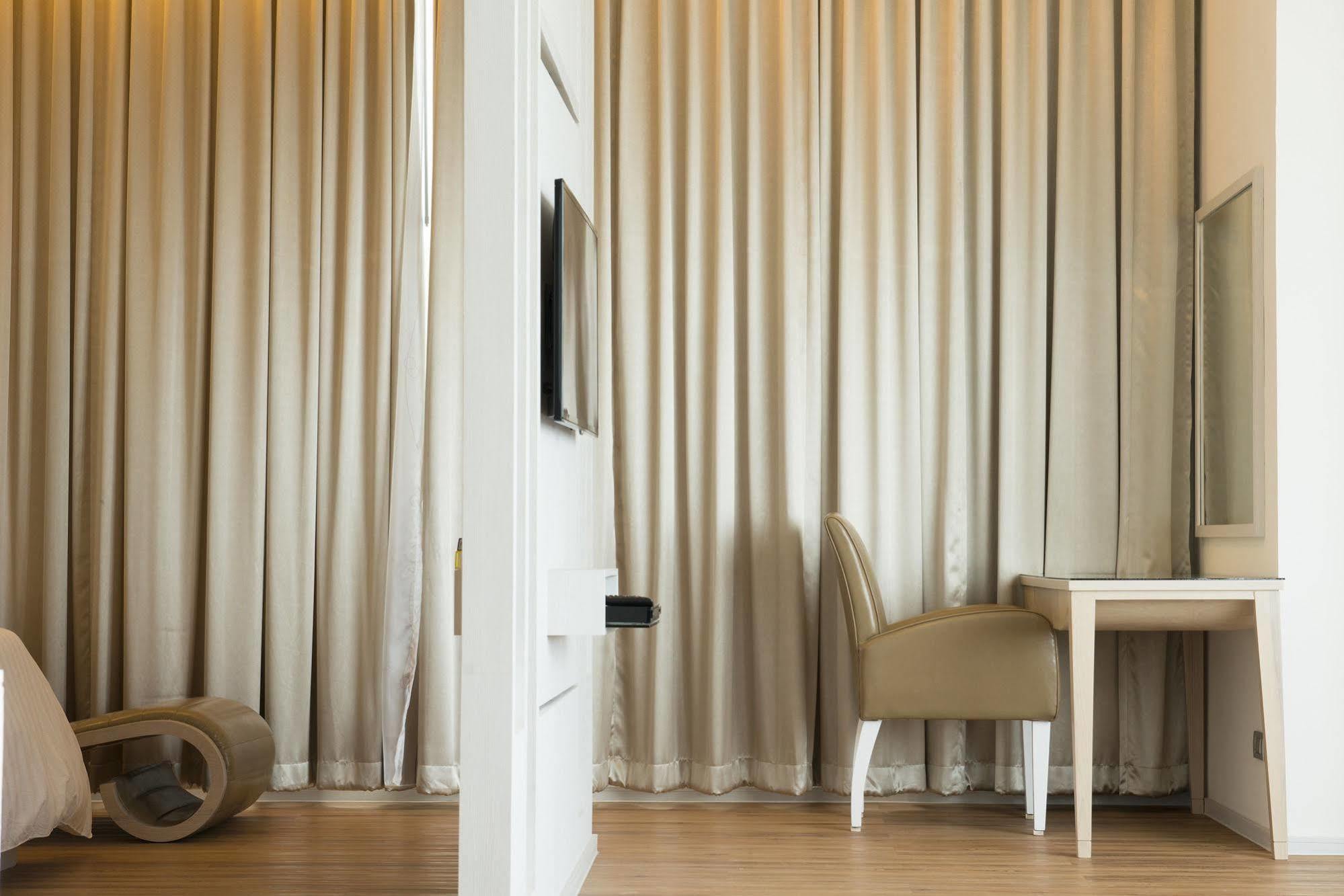 The Beverly Hills Hotel 4*