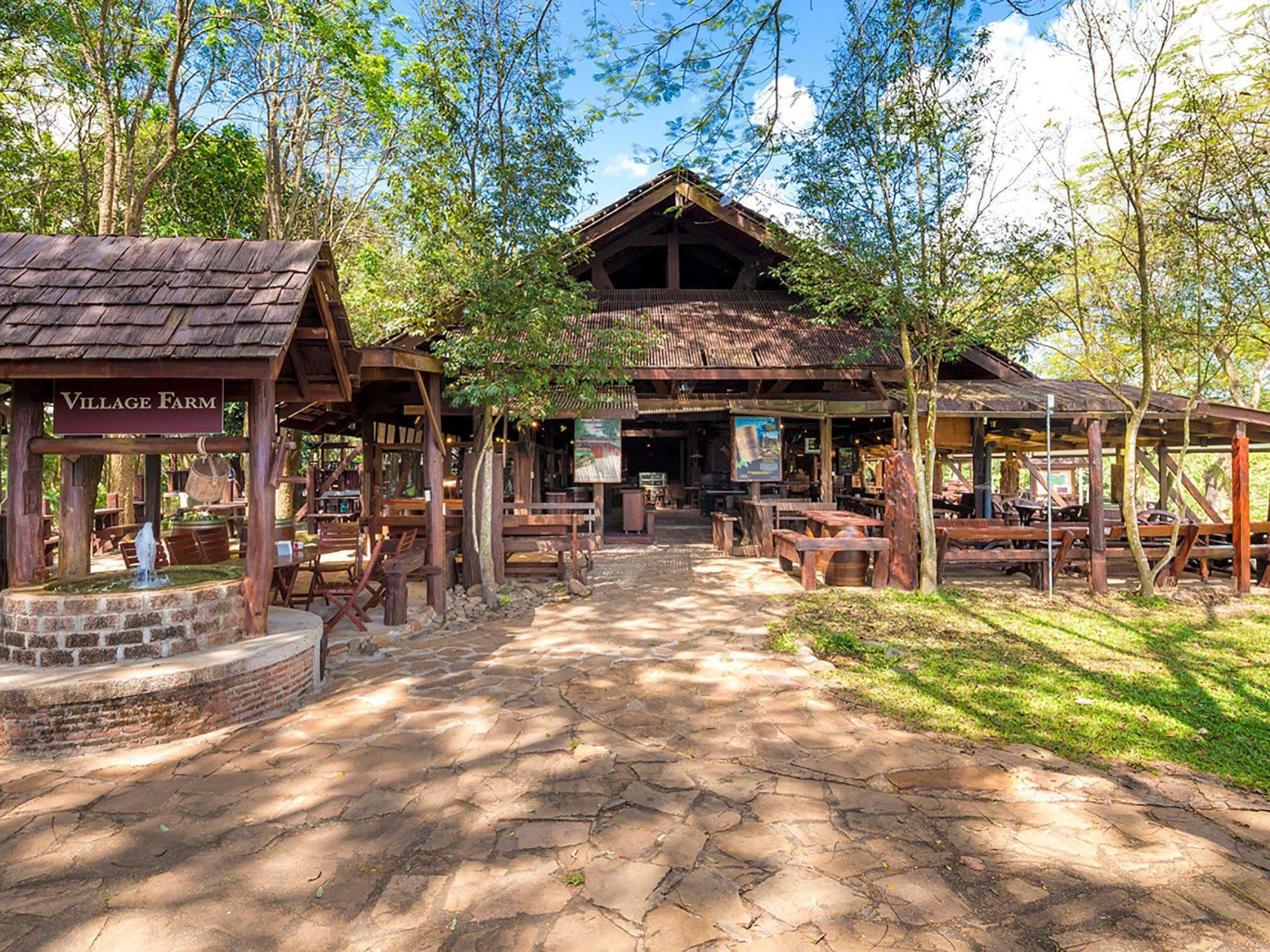 Resort Village Farm And Winery 3*