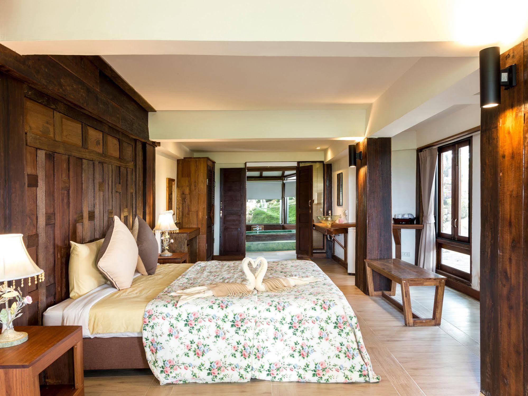 Resort Village Farm And Winery Wang Nam Khiao