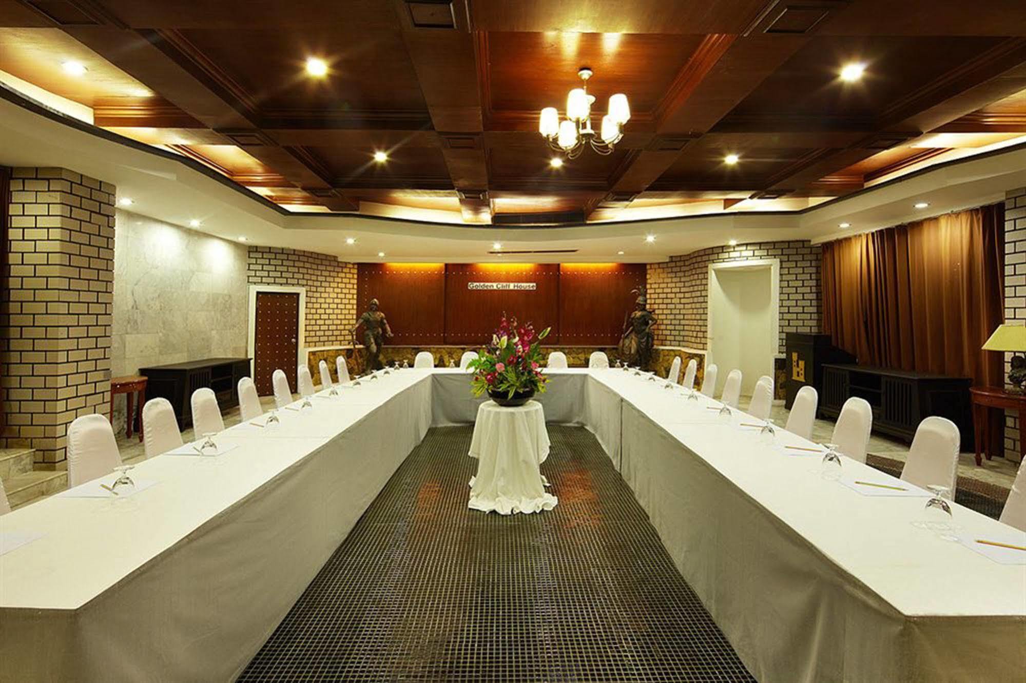 Golden Cliff House 3* Pattaya