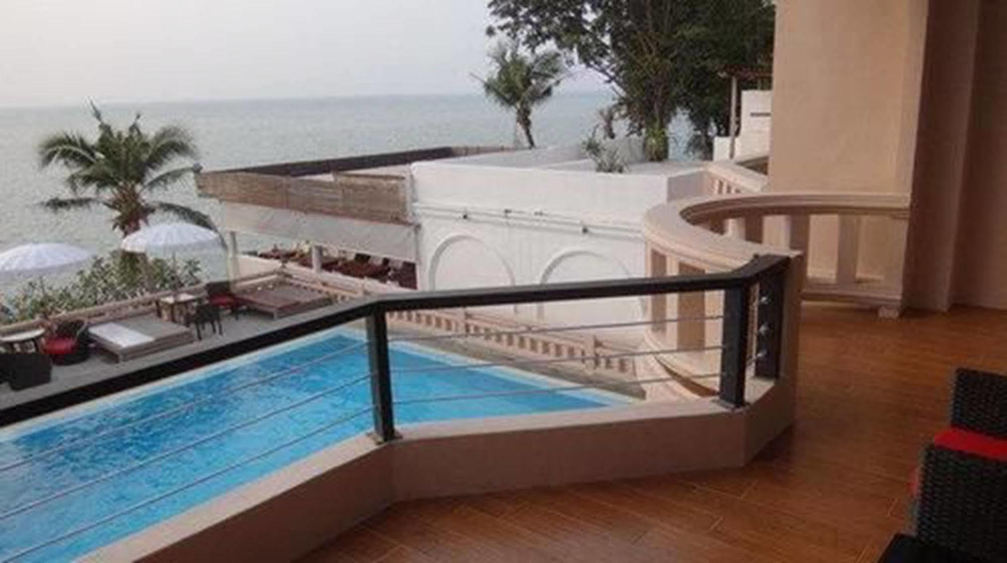 Resort Golden Cliff House