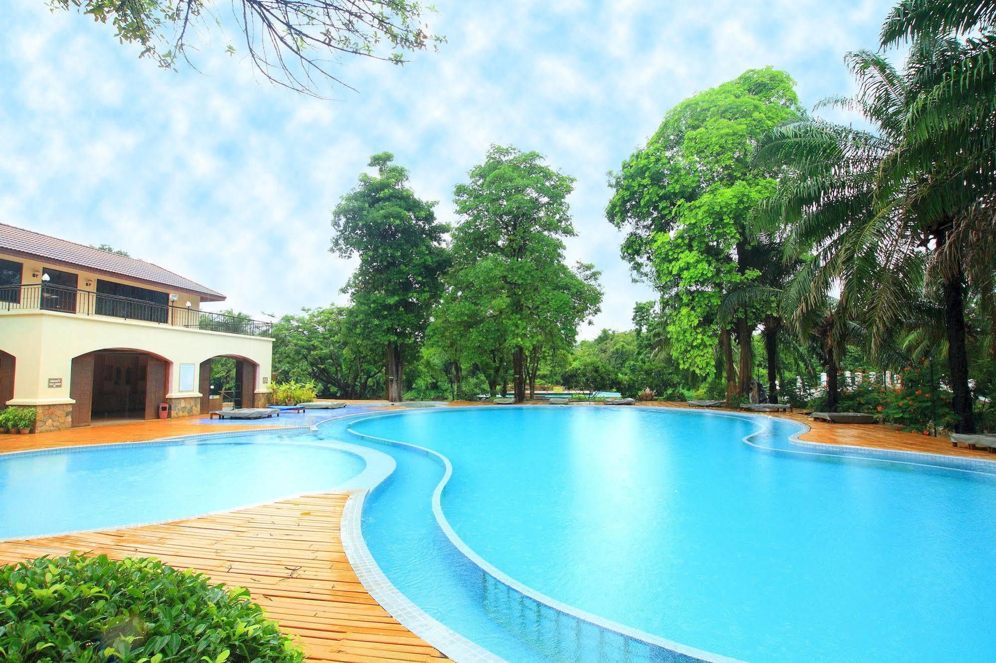 Pung-waan & Resort