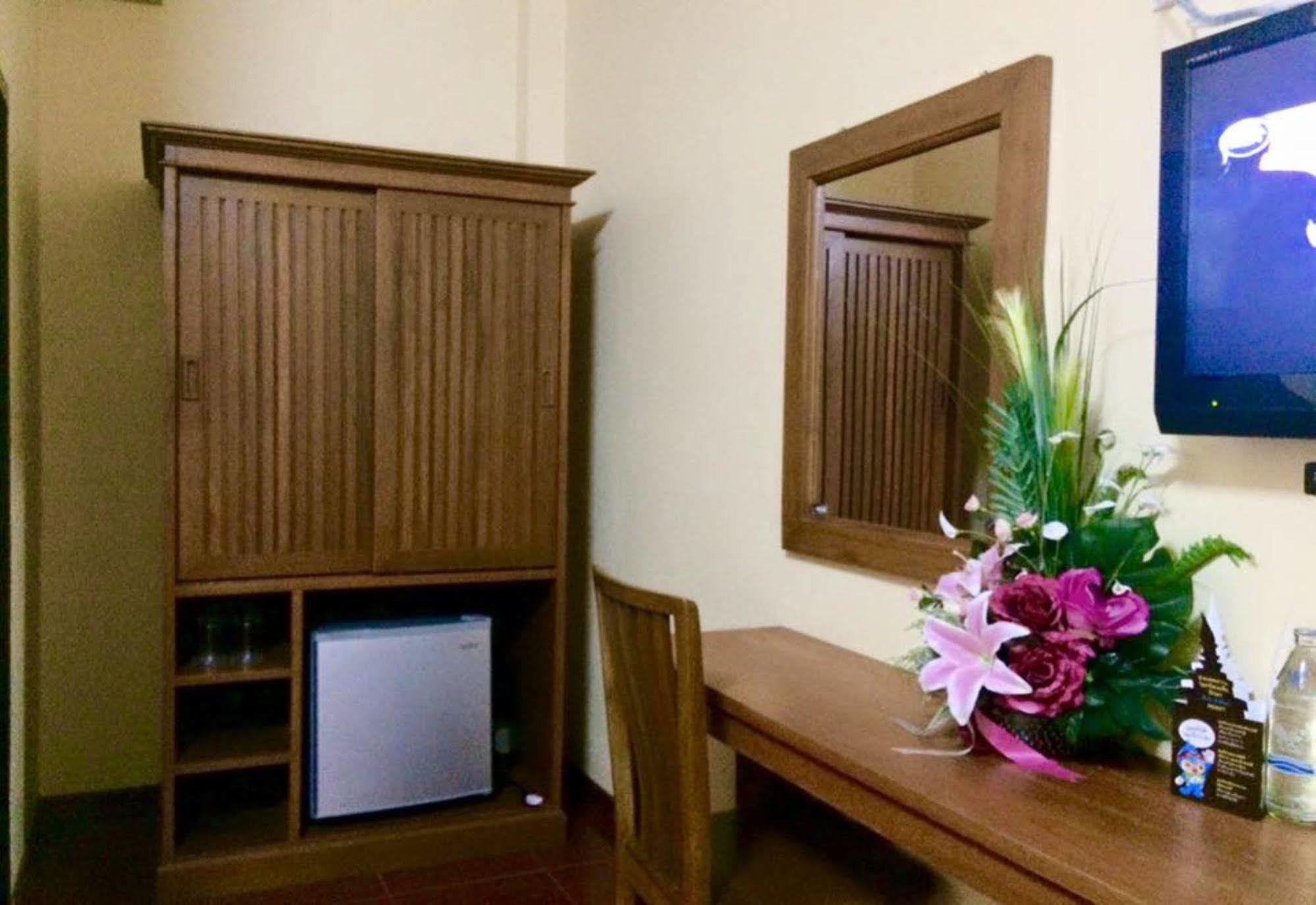 Hotel Ruen Narisra Sukhothai