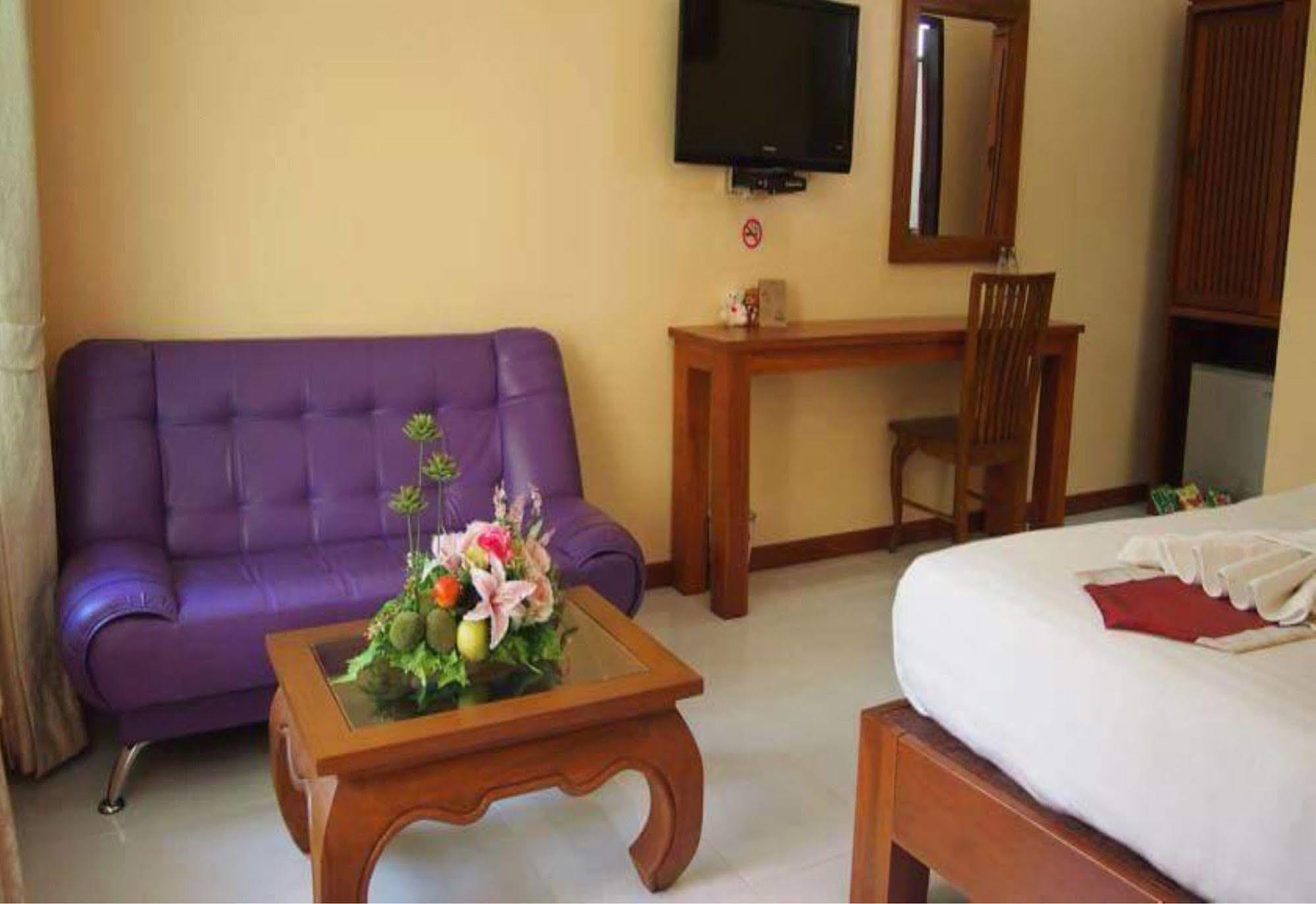Hotel Ruen Narisra Sukhothai