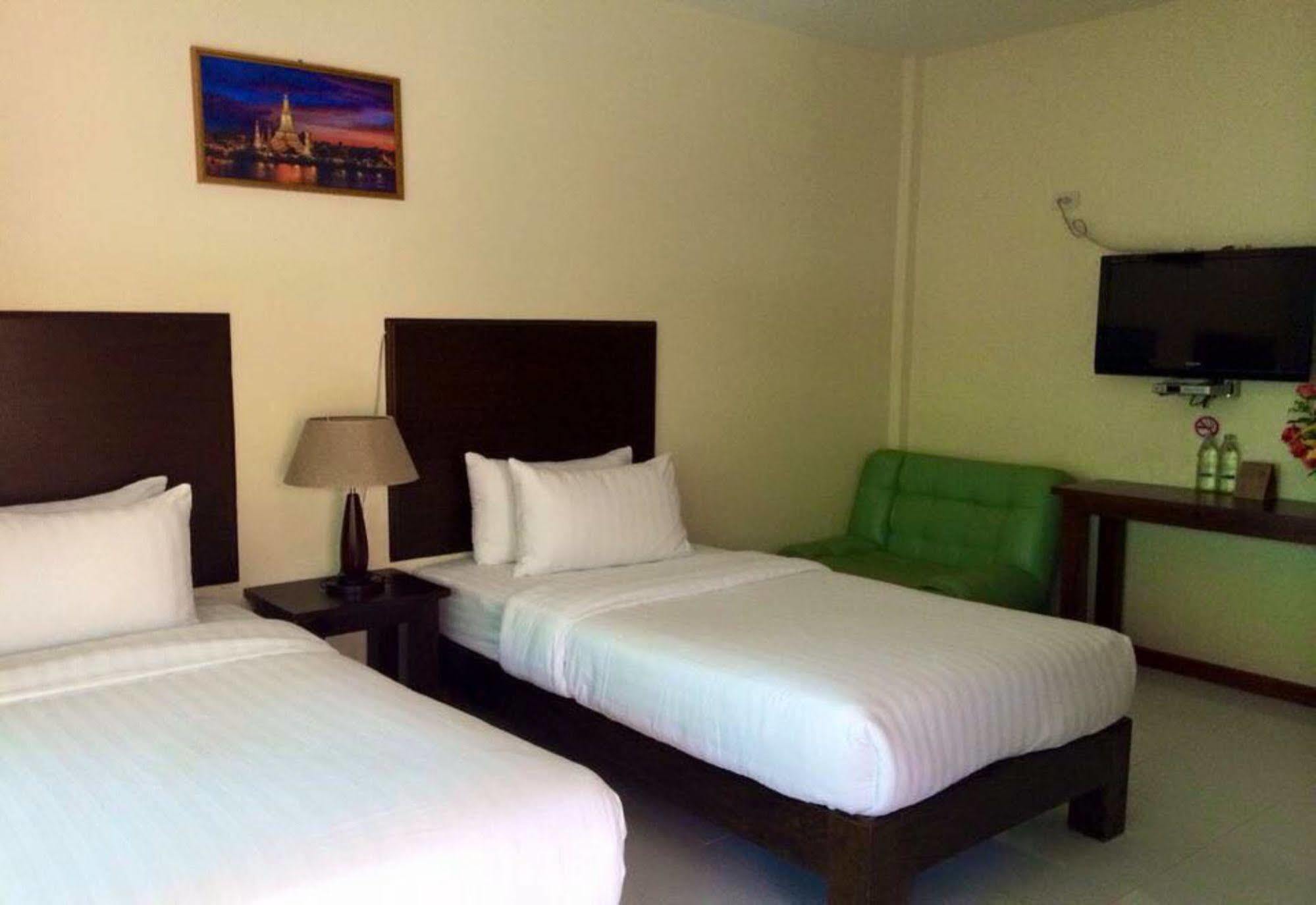 Ruen Narisra Hotel Sukhothai