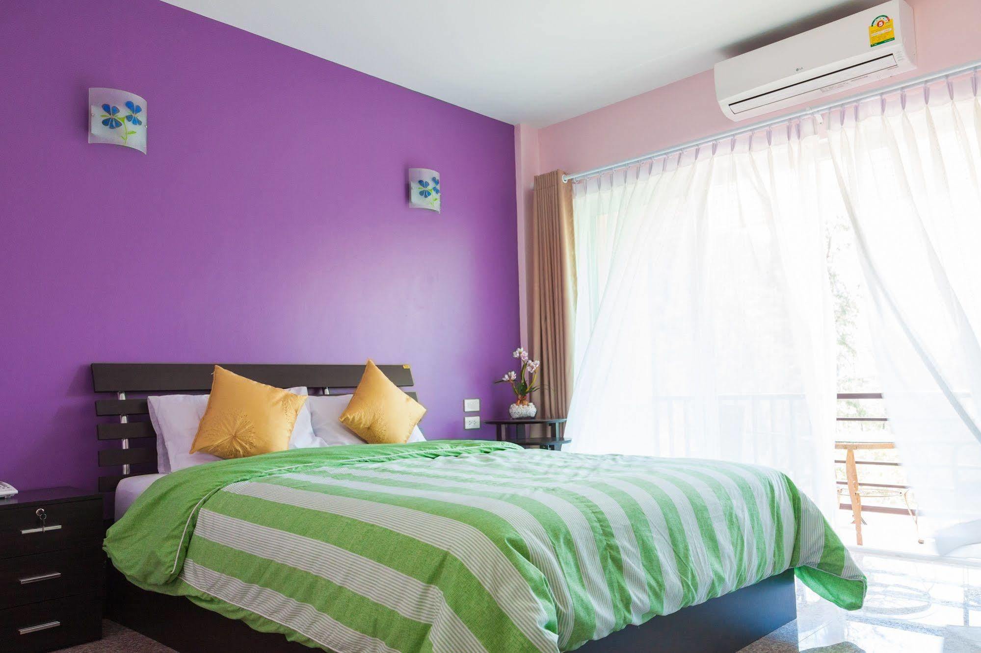 Nam Talay Hotel Pran Buri
