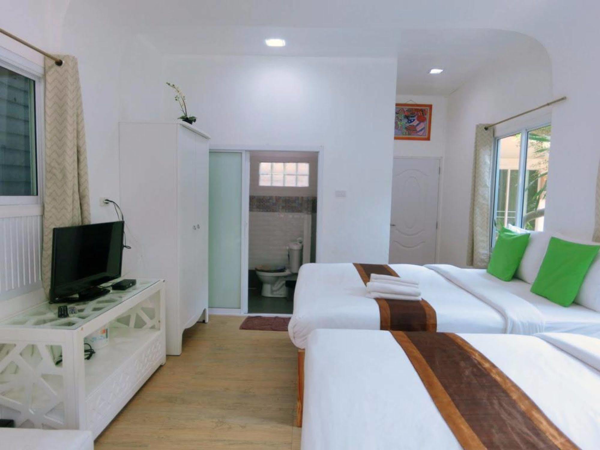Thipsamed Resort