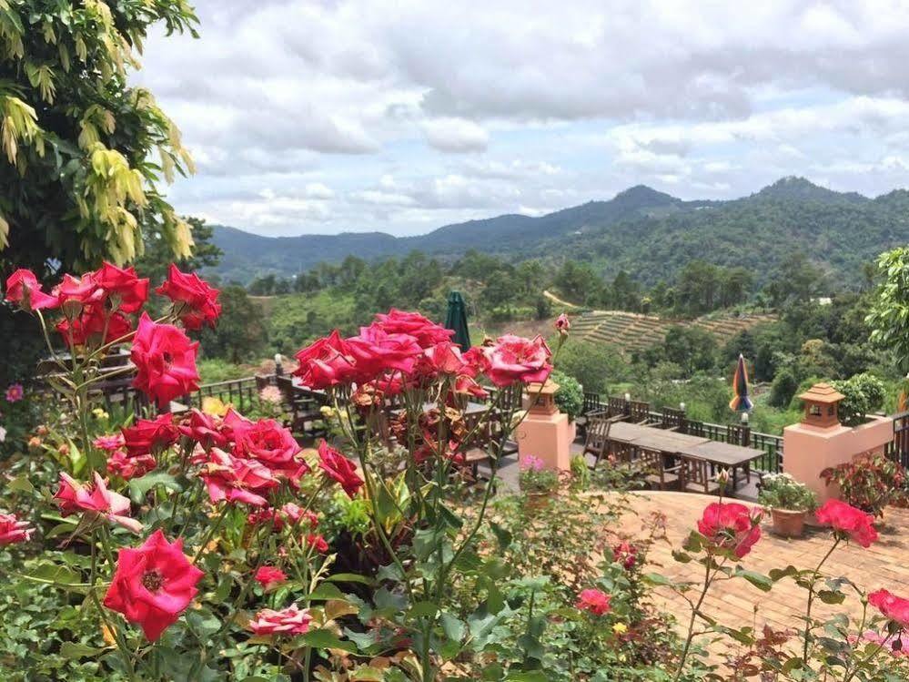 Phu Mork Dao Resort 3*