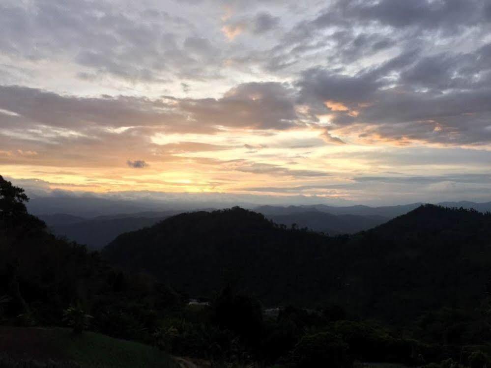 Resort Phu Mork Dao Resort 3*