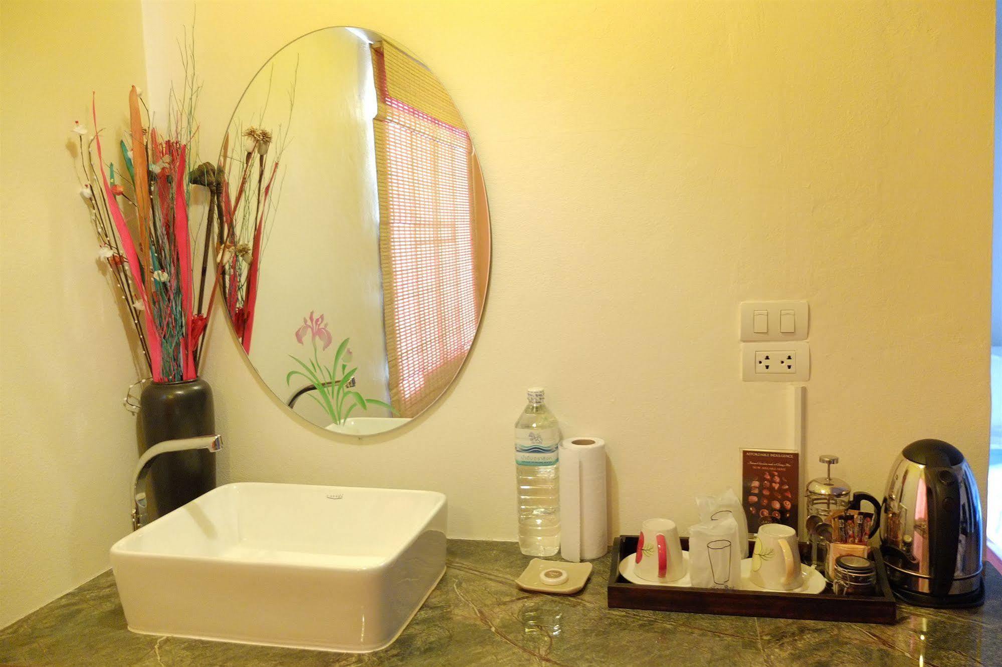 Hotel Oyo 304 Seven Suns Chiang Mai