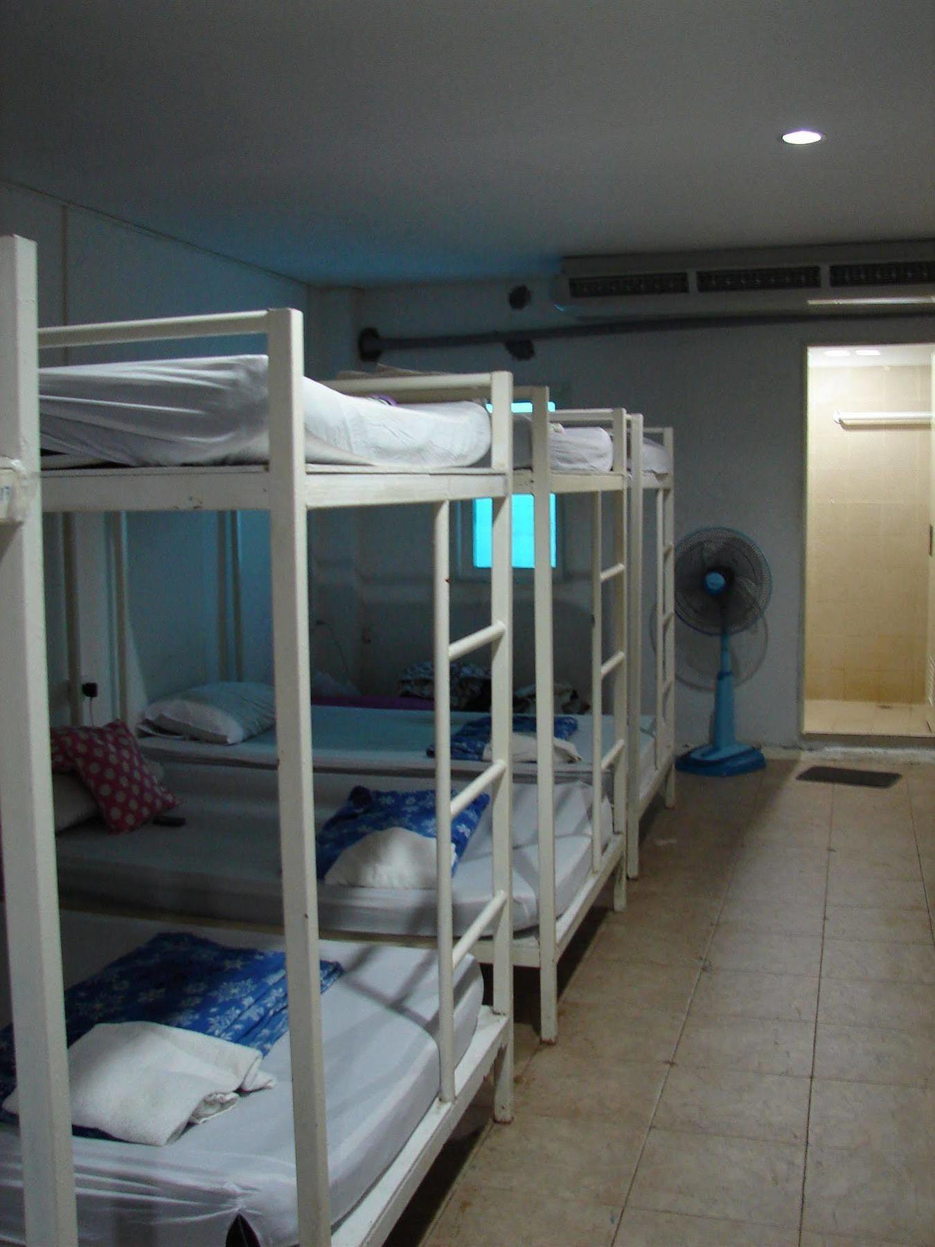 Hotel Lucky House Dorm 2*