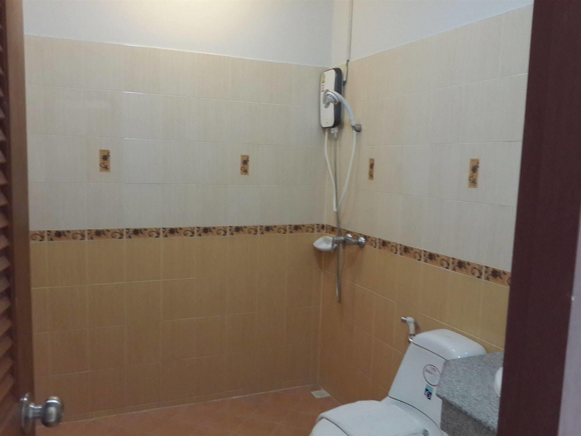 Hotel Plaza 2*