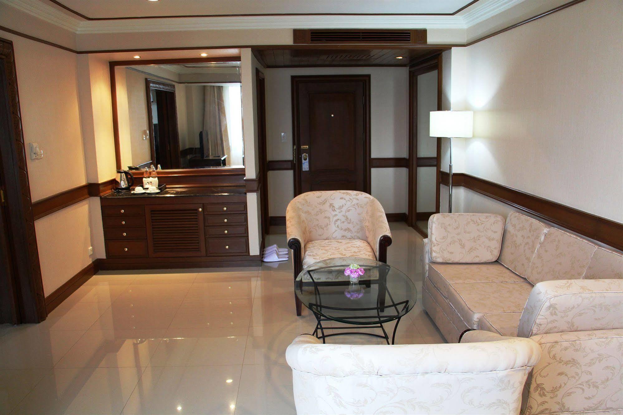 Suntara Wellness & Hotel Chachoengsao