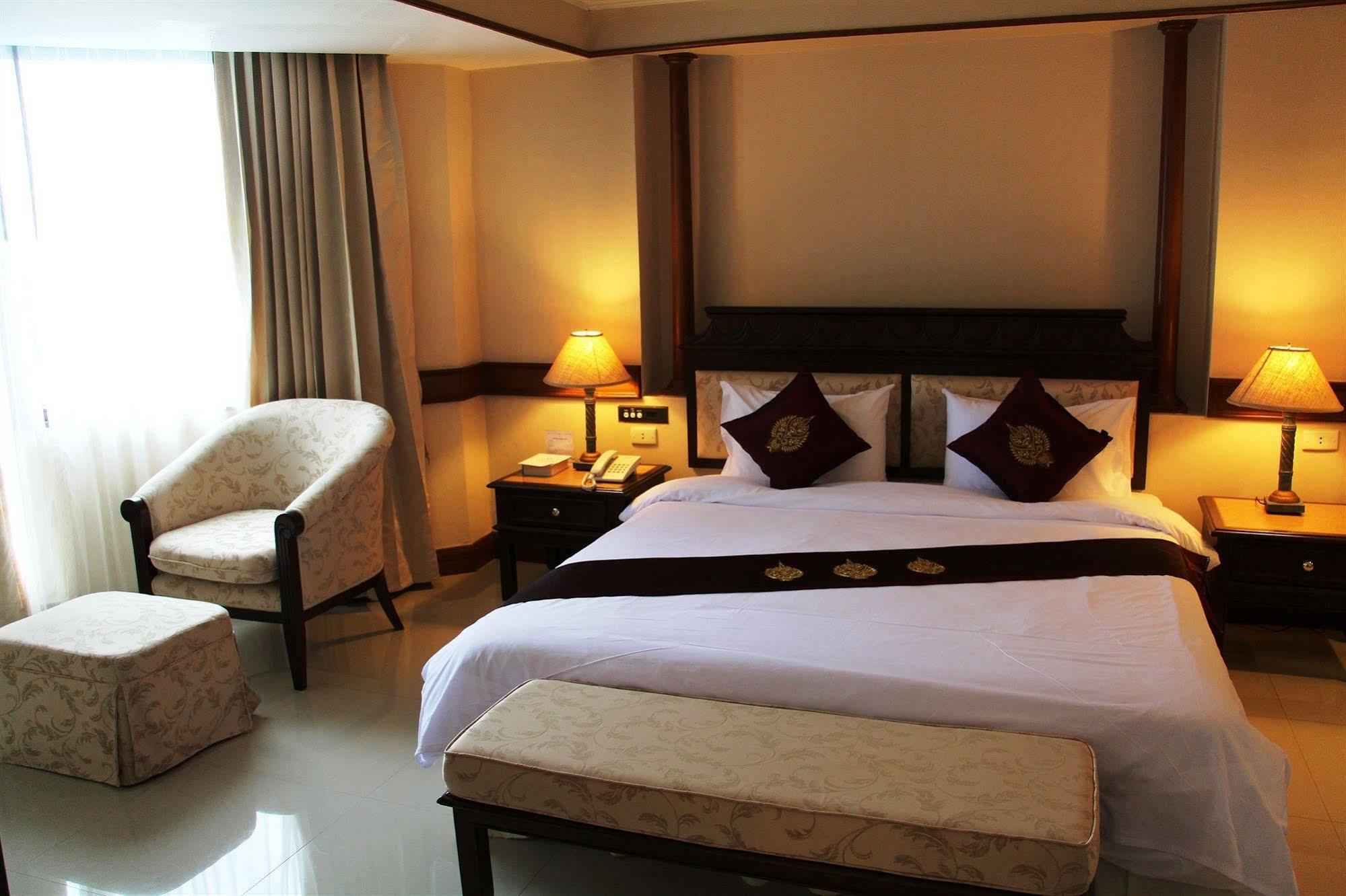 Hotel Suntara Wellness & Chachoengsao
