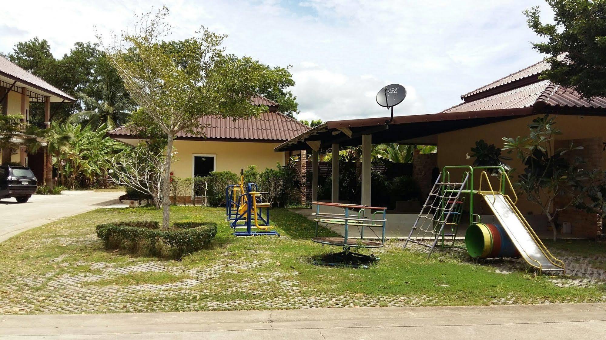 Palm Sweet Resort
