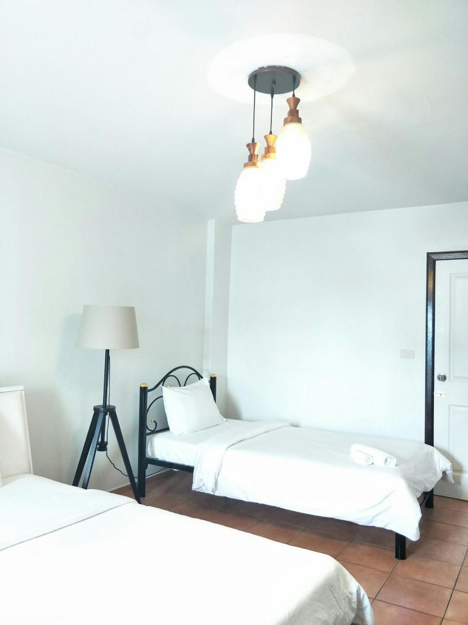 Lomsabai Inn 2*