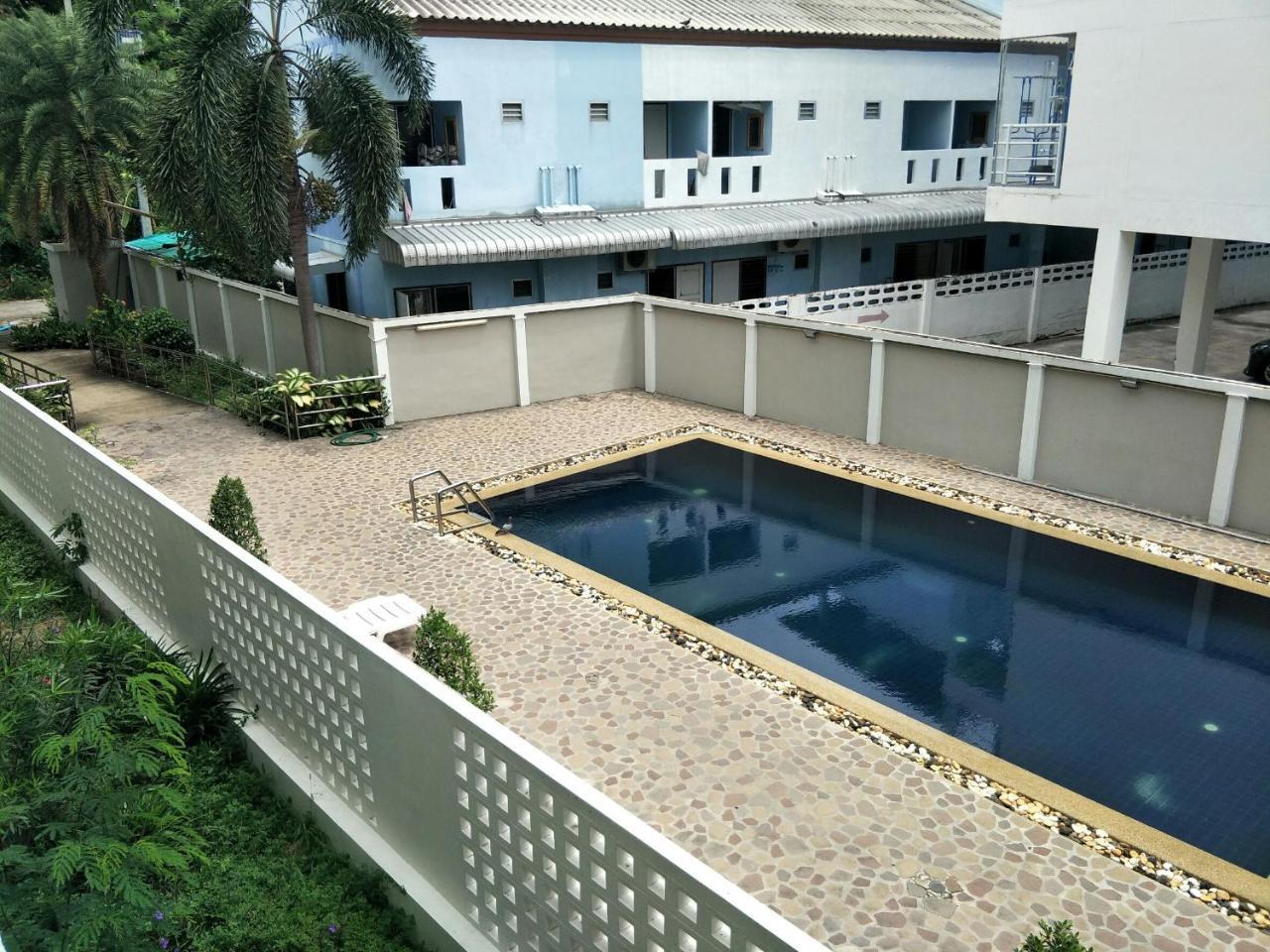 Lomsabai Inn 2*