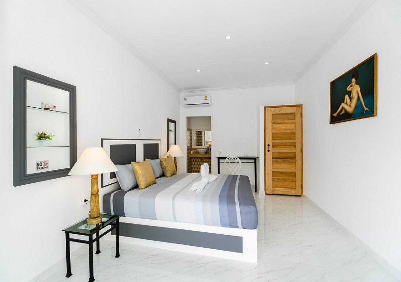 Wirason Pool 4 Bedrooms Guest house 3*
