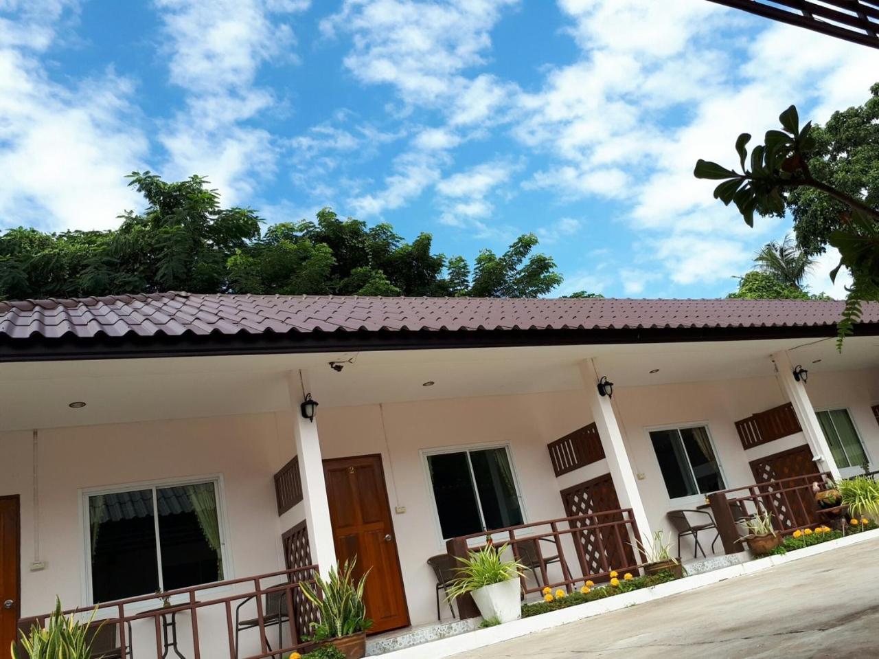 Thosawan ทศวรรณ Guest house *