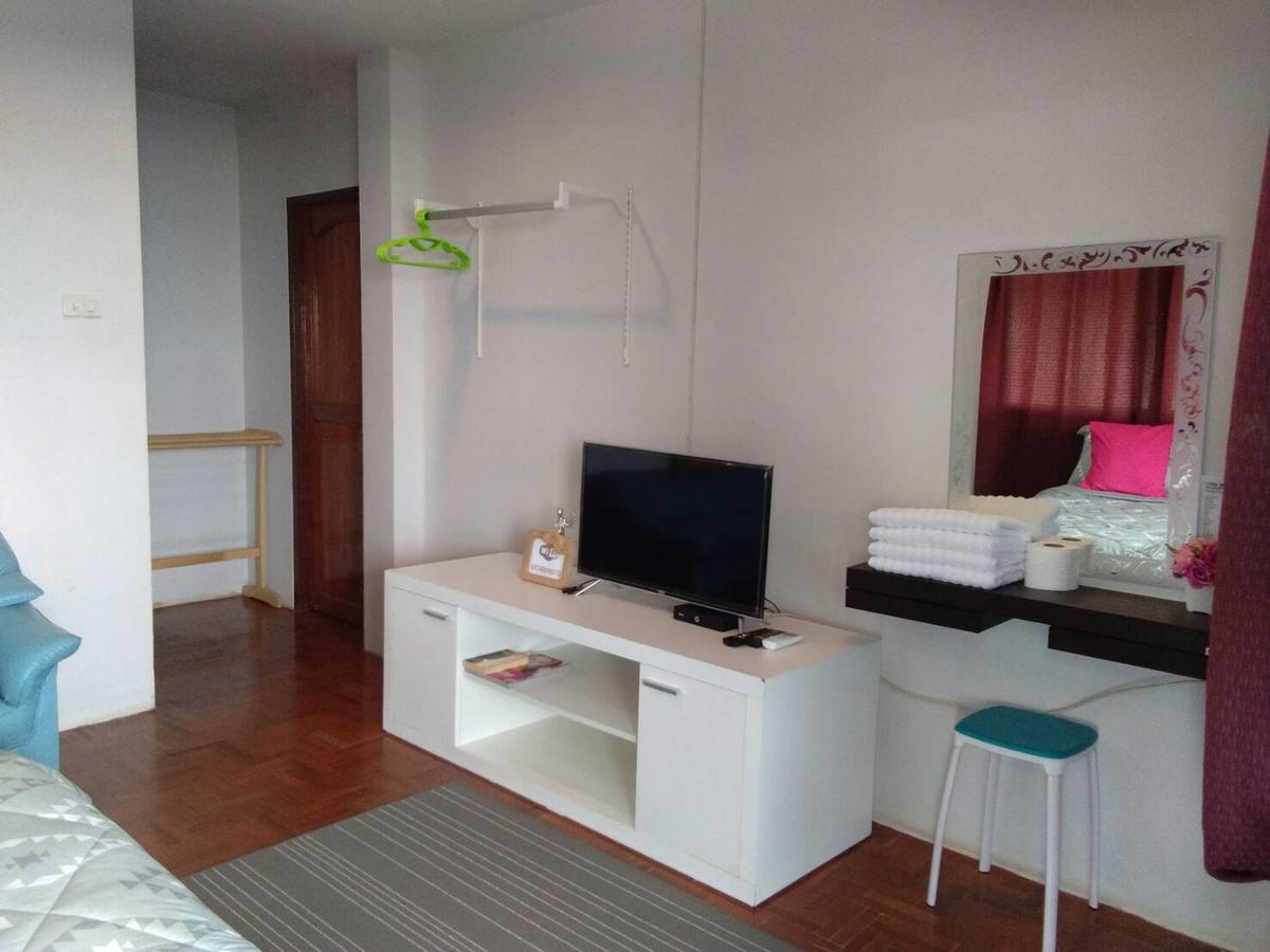 Bacchus 304 Haad Chao Samran
