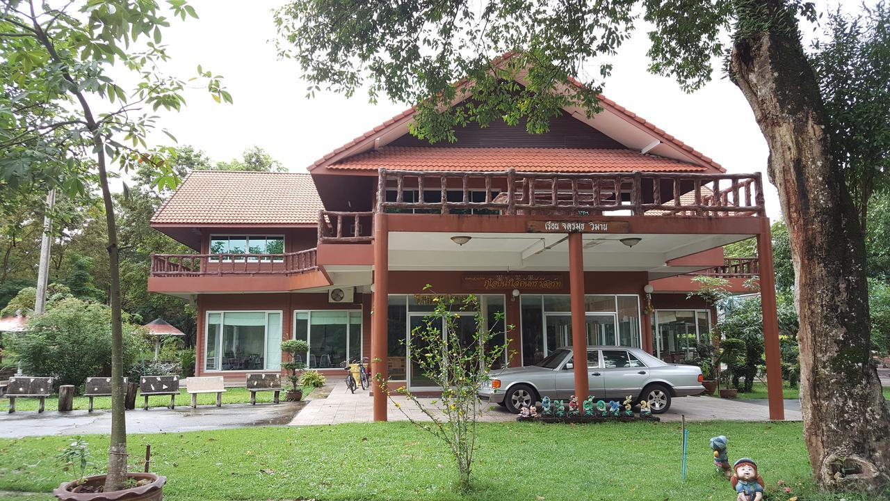 Phuaob Nam Sai Country Resort 3*