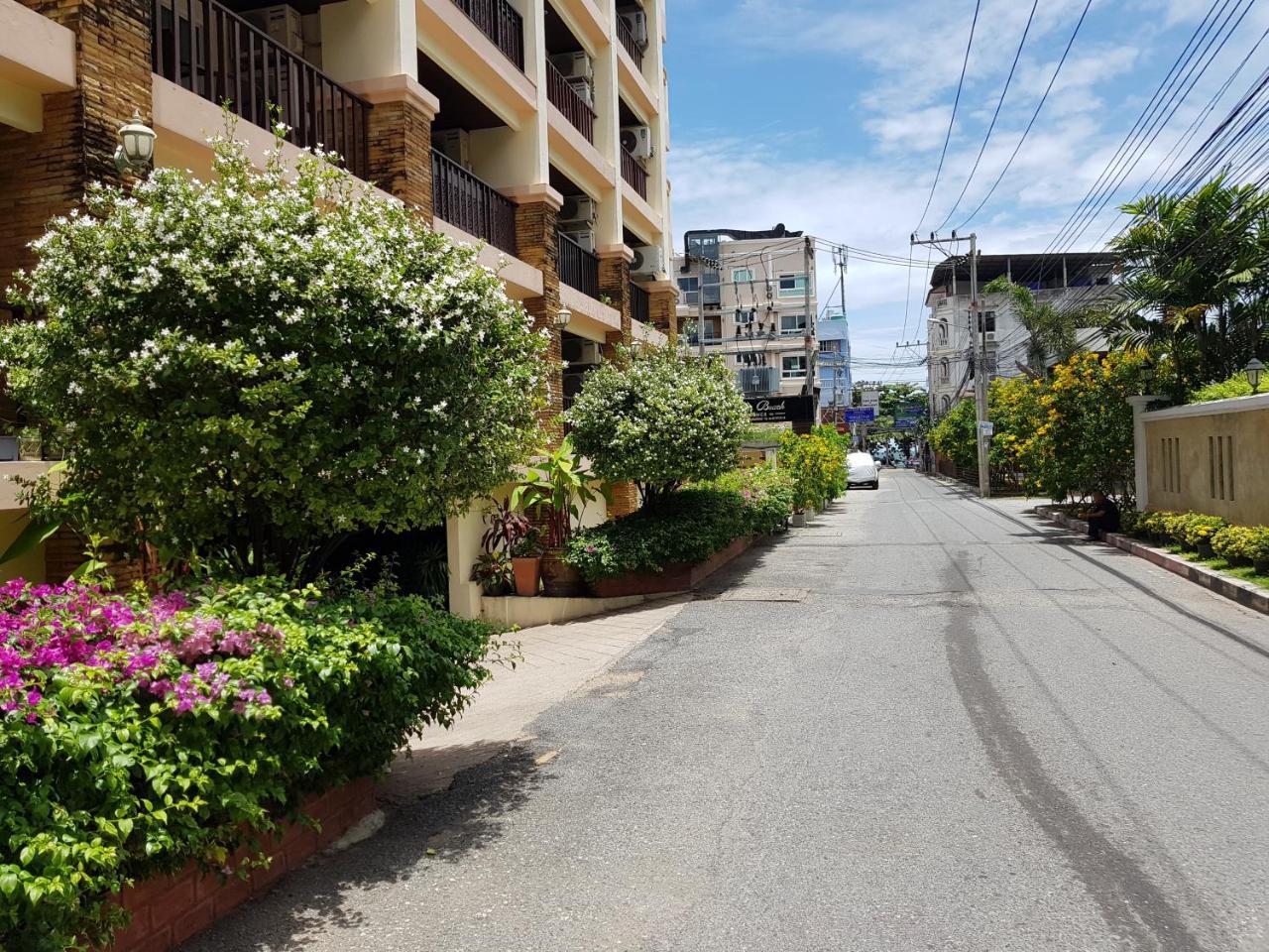 Jomtien Beach Residence Hotel