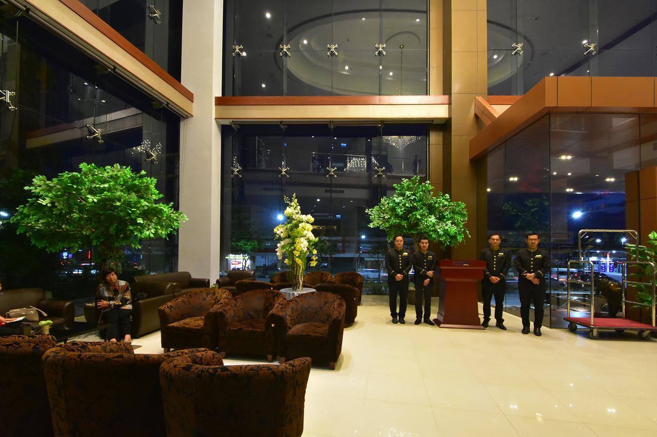 Hotel Siam Oriental 3*