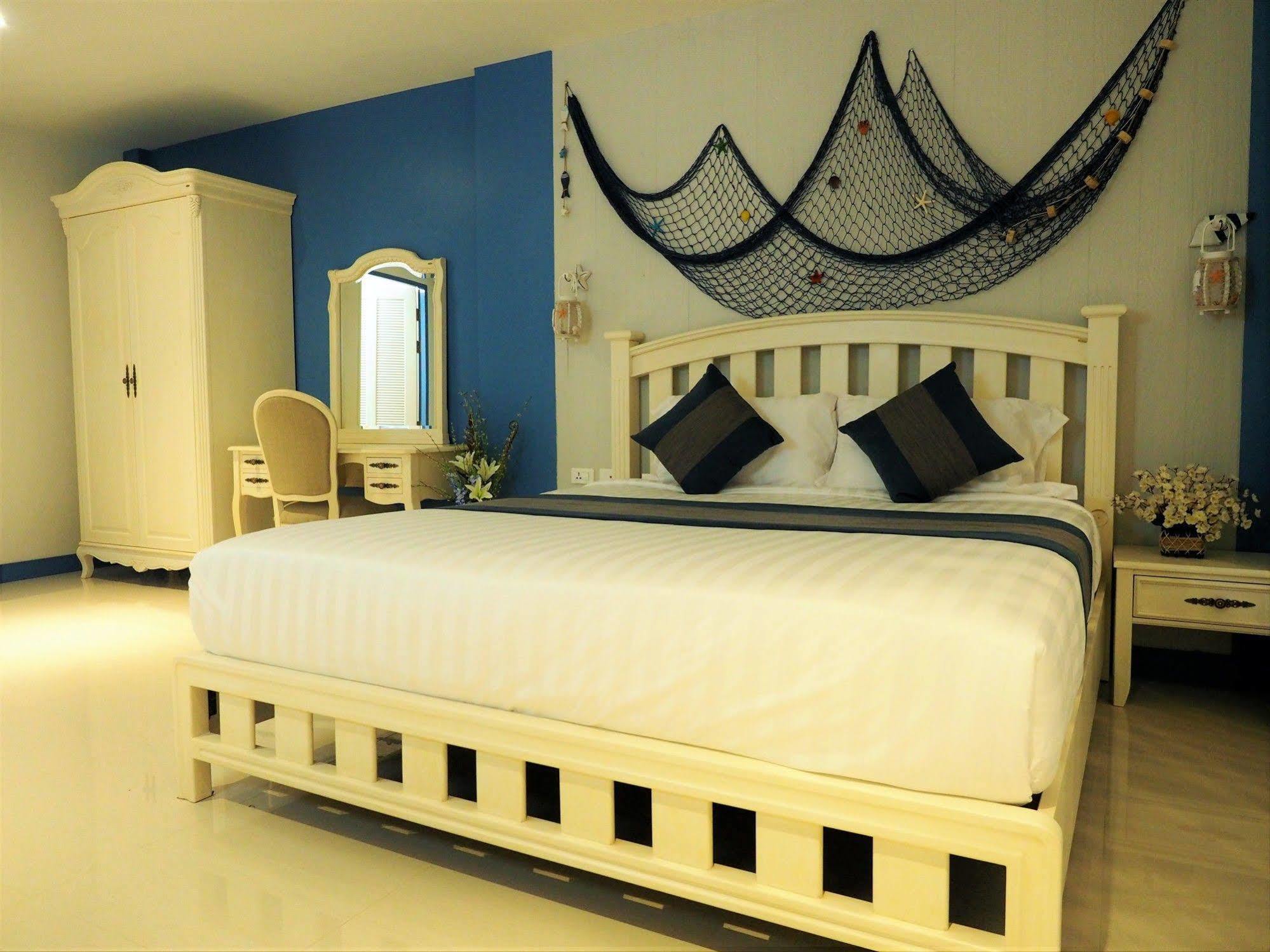 Ancora Blu Boutique