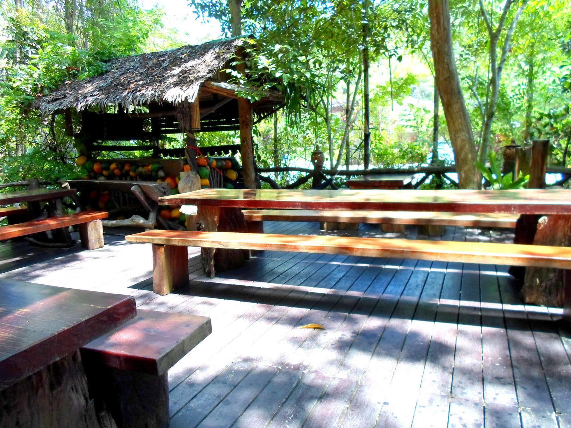 Khao Sok Tree House