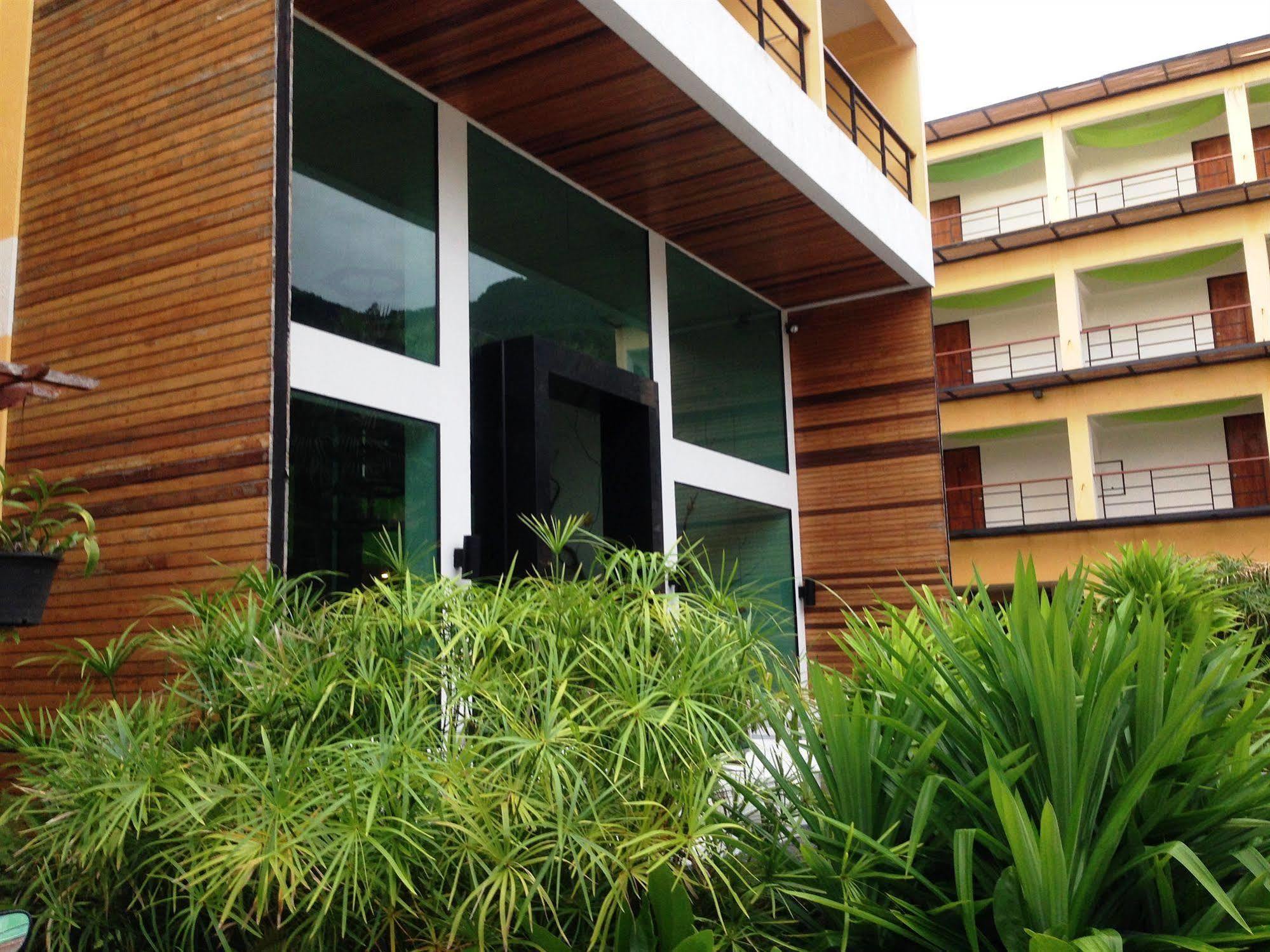 Keeree Ele Hotel
