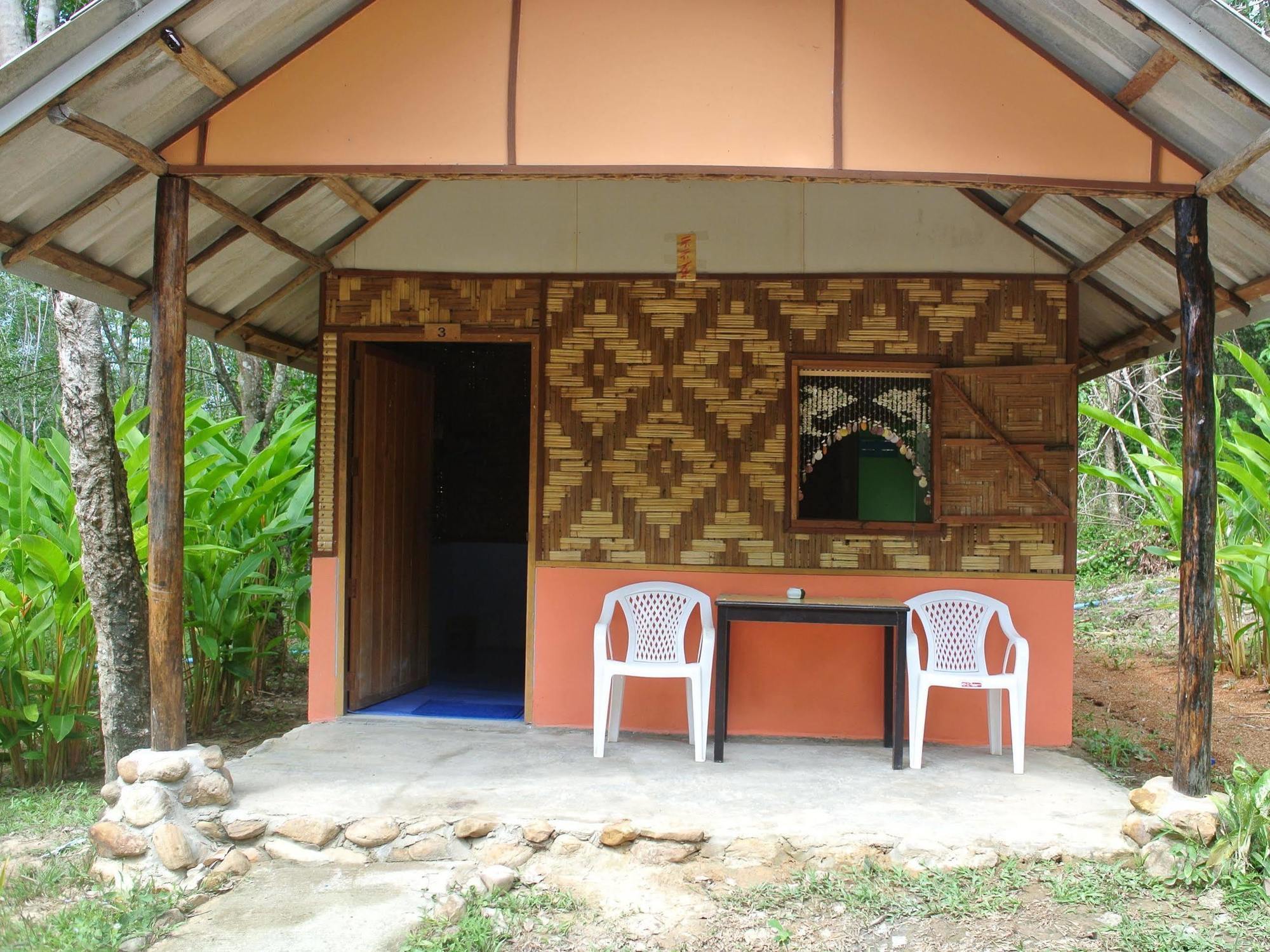Coral Bay Koh Jum