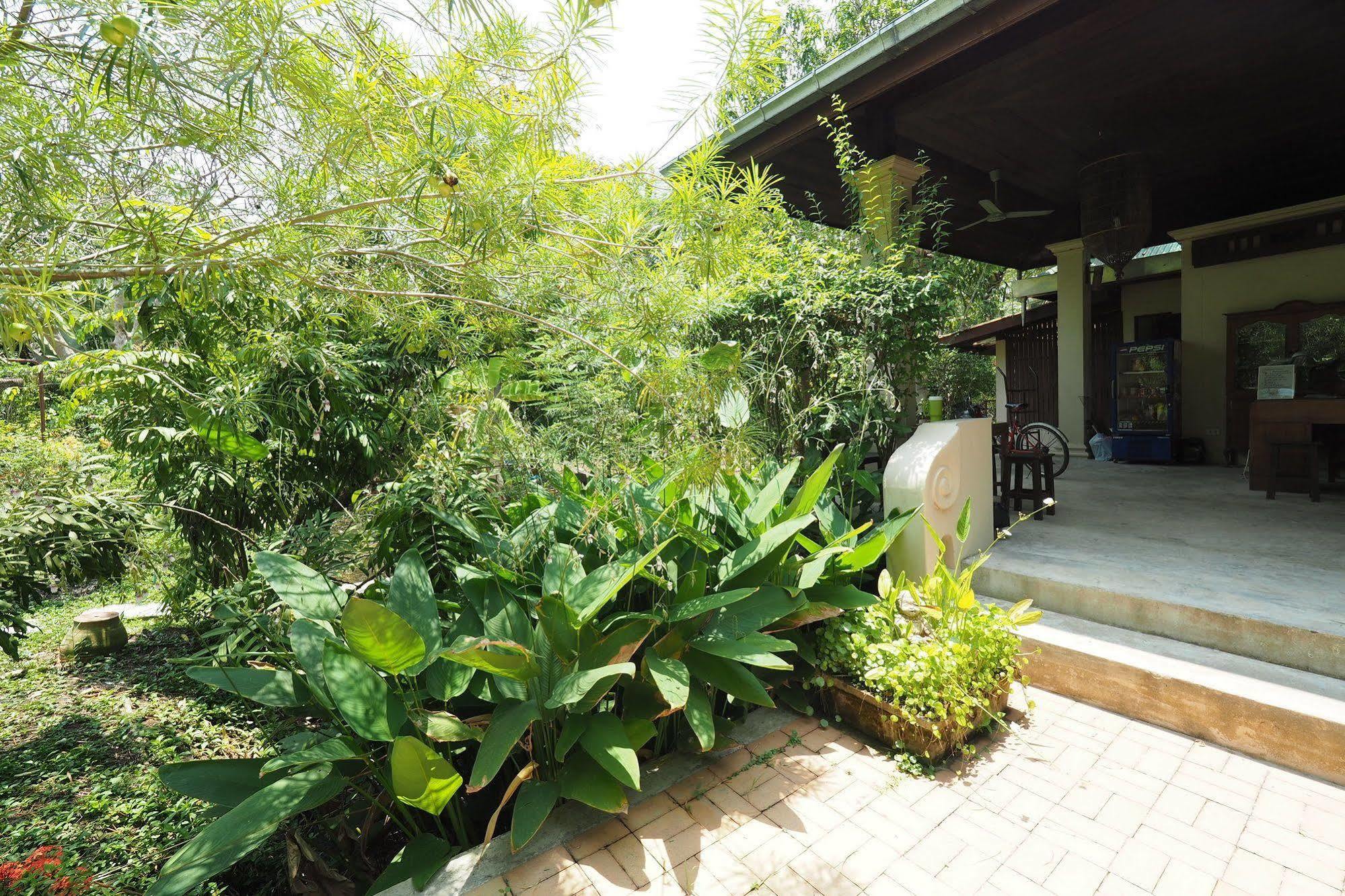 Baan Suan 2* Amphawa
