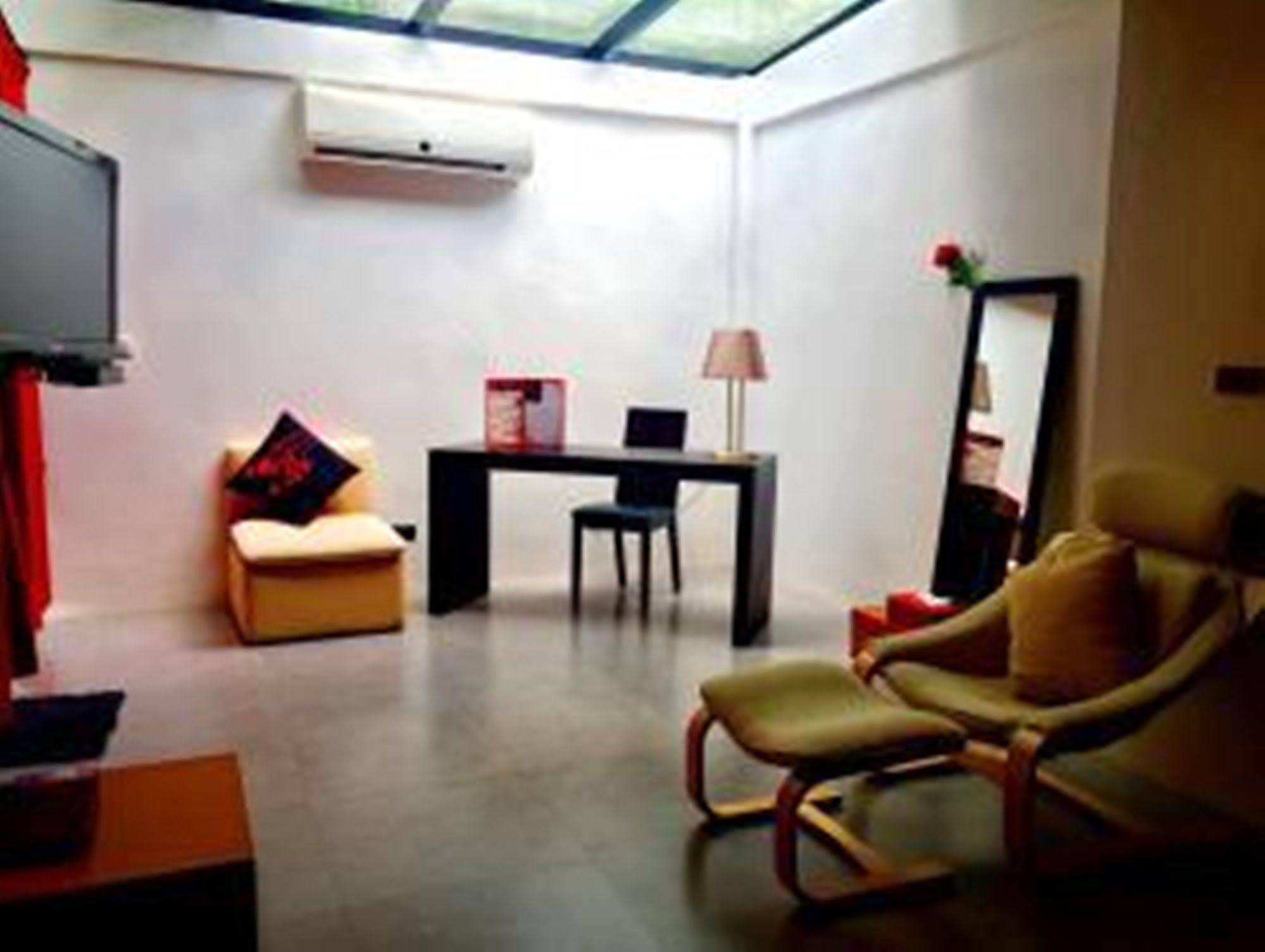 Ashcarya Boutique Ban Bo (Ratchaburi)