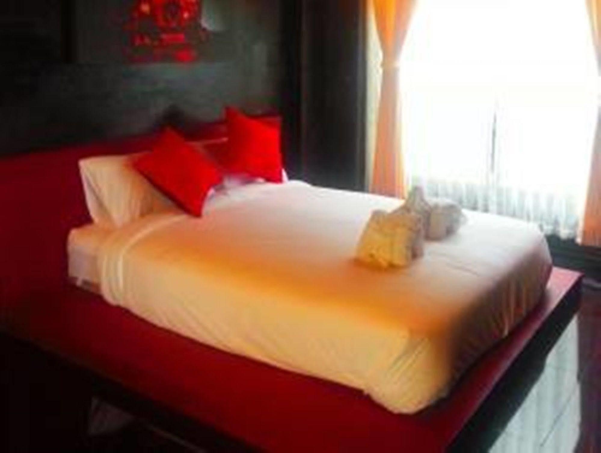 Ashcarya Boutique Hotel Ban Bo (Ratchaburi)