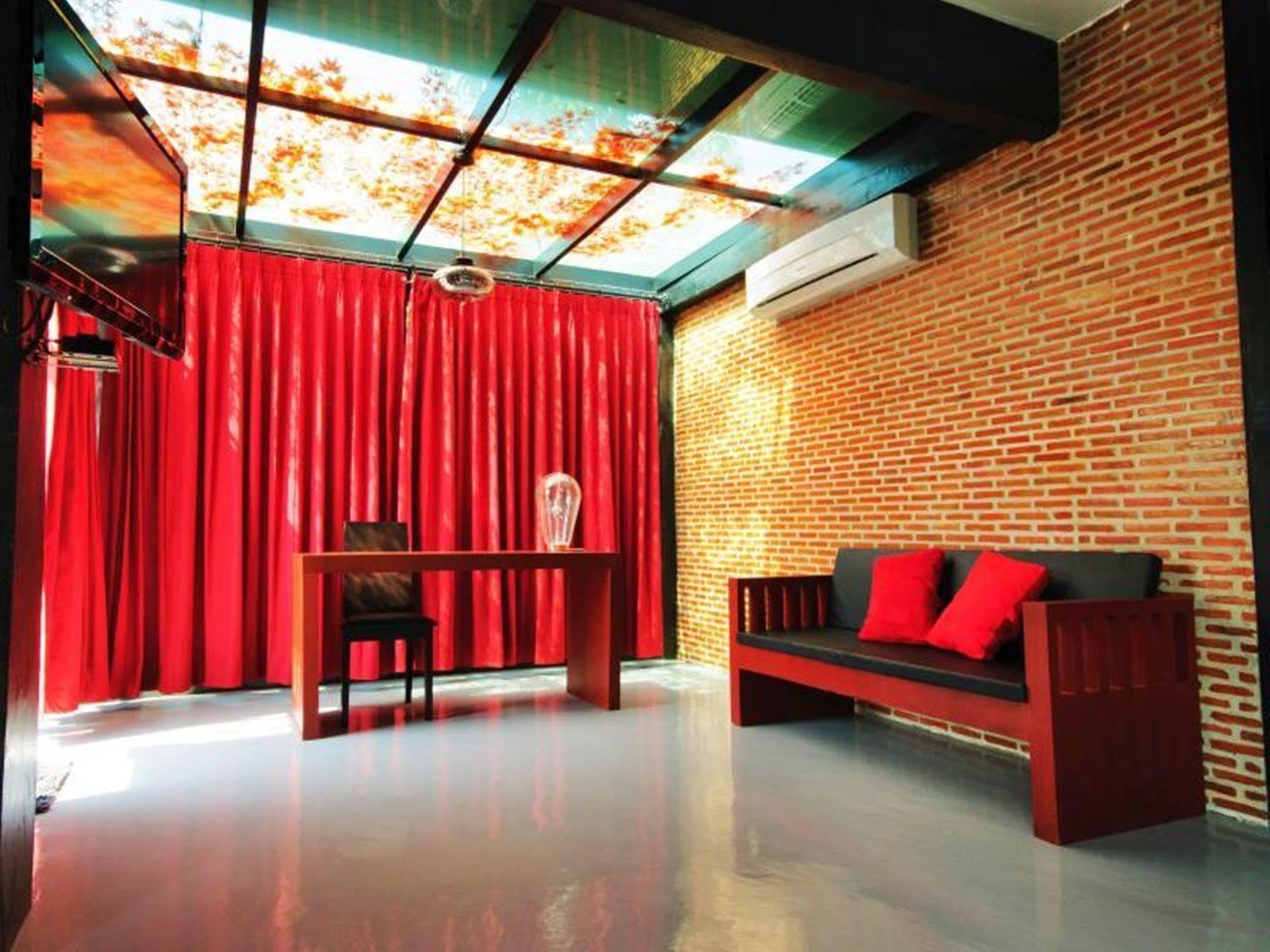 Ashcarya Boutique Hotel Ban Bo (Ratchaburi)