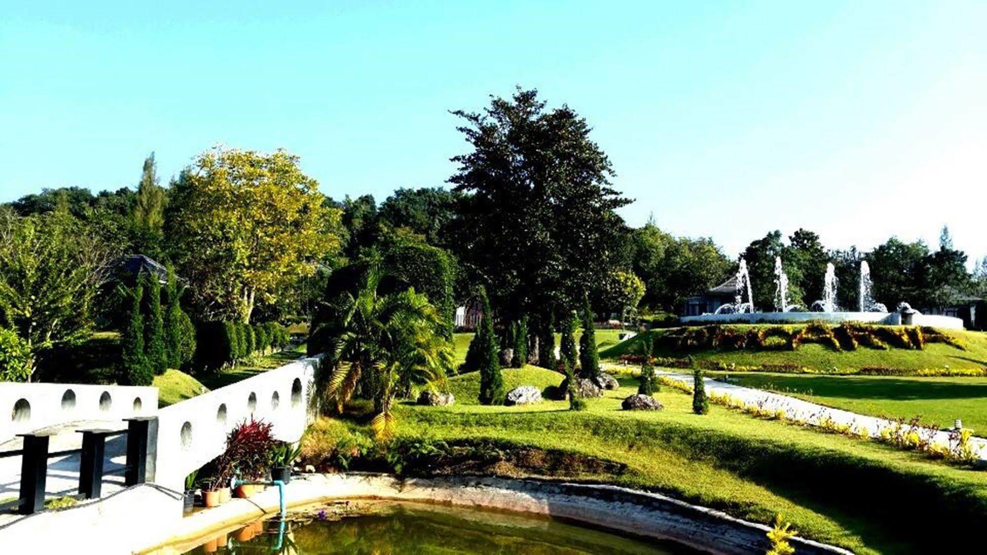 Ashcarya Boutique Hotel 4*