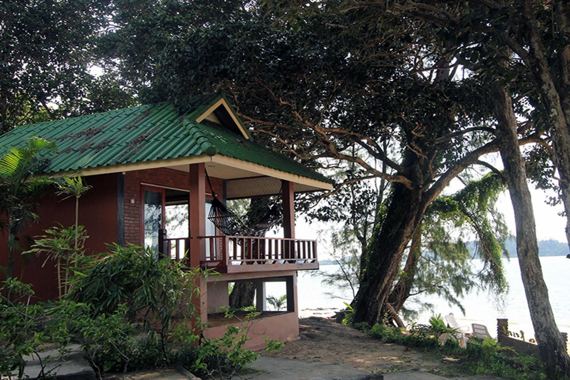 Chomjan Resort Koh Phayam