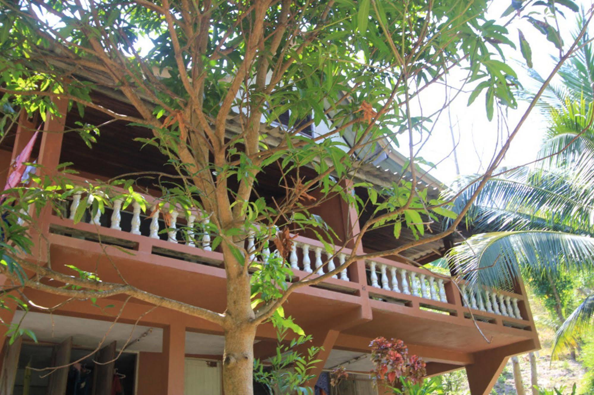Chomjan 3* Koh Phayam