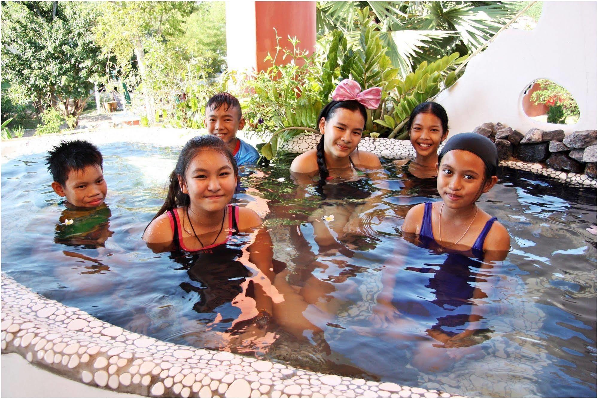 Mirabel Club Resort
